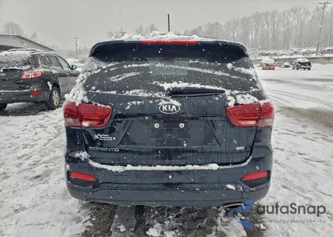 2019 Kia Sorento L from USA, damaged, VIN 5XYPGDA34KG558666